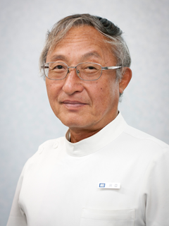 川口歯科診療所　院長　歯学博士　川口隆彦